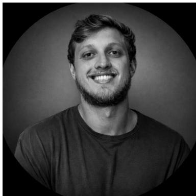 Portrait of João (John) Bogo Kasprzak, Managing Partner — Talent & Transformation